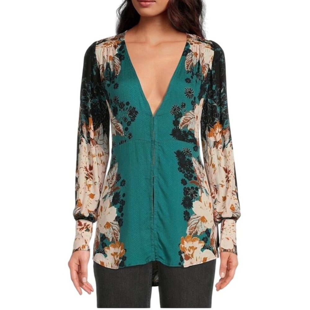 Free People Womens Size Medium Green Mikayla Print Long Sleeve Deep V Neck Tunic
